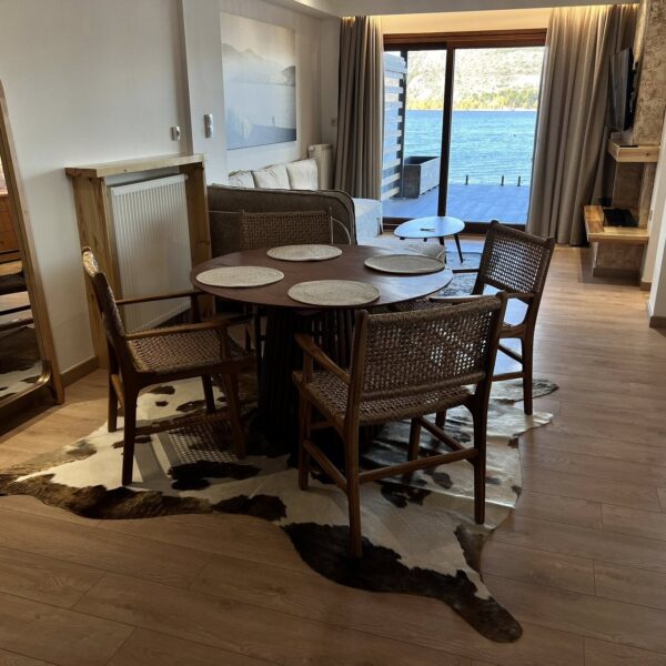 Suite II-by the Lake