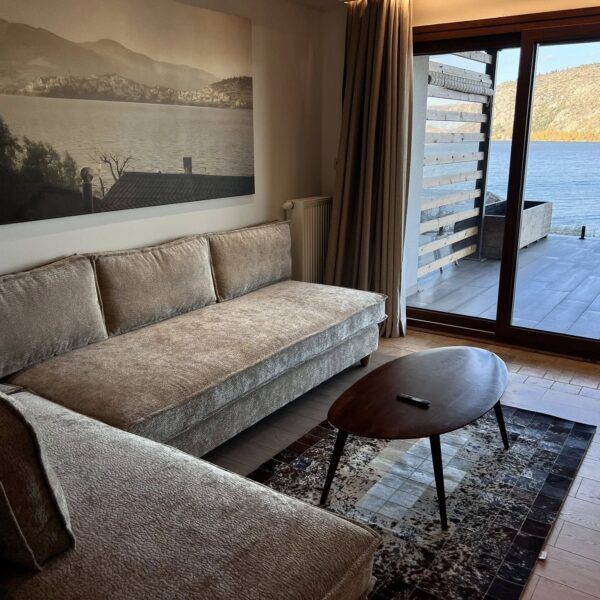 Suite II-by the Lake